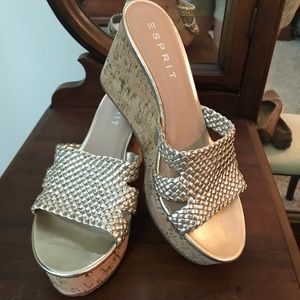 Esprit Wedges
